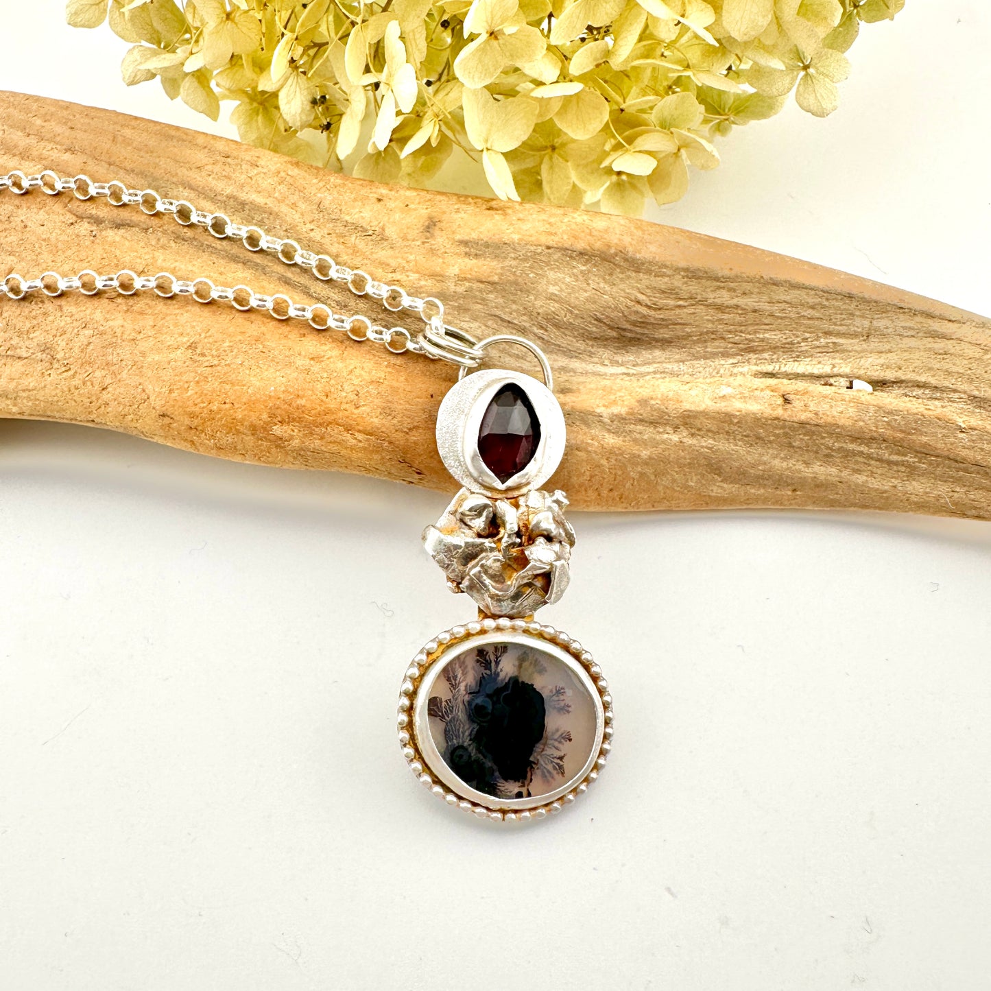 Flower Dendrite Agate Oval Pendant Necklace