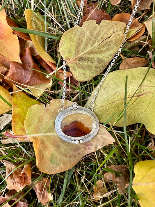 Petal Edge Dendrite Agate Oval Pendant Necklace