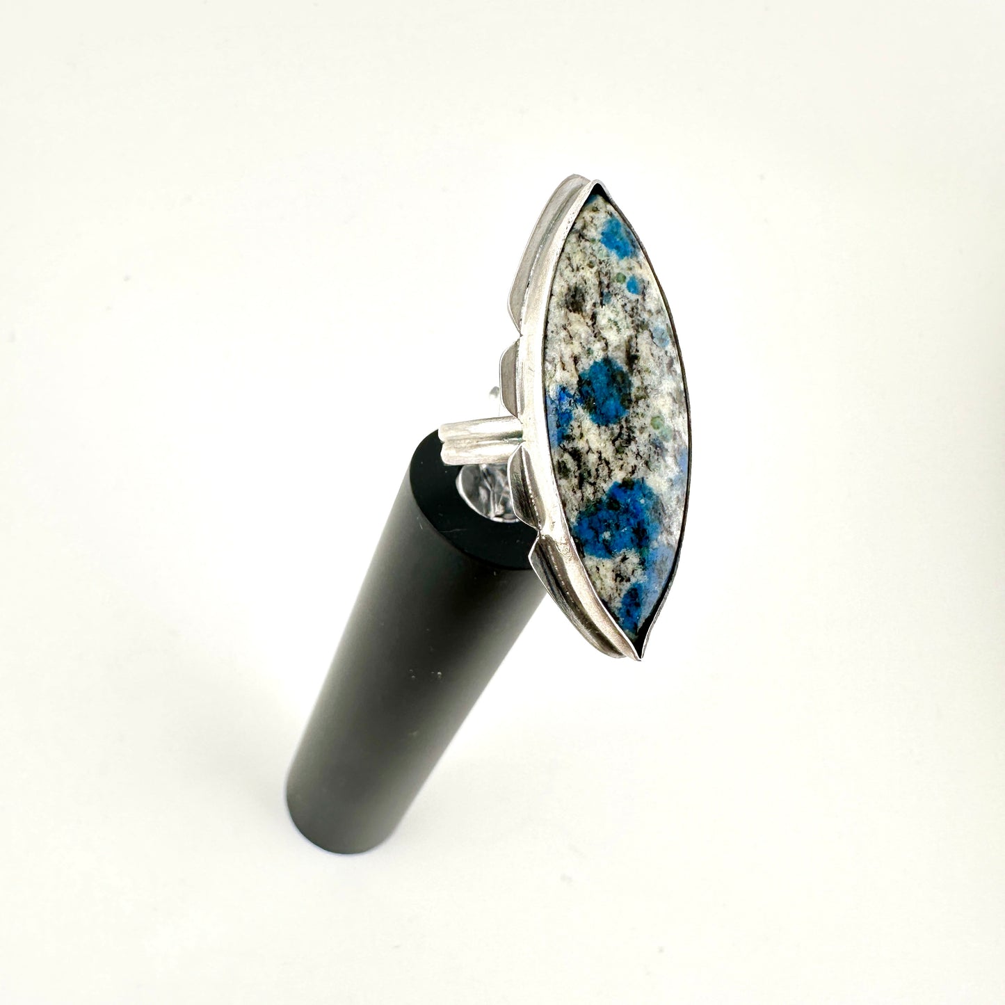 K2 Long Shield Ring Size 11.25