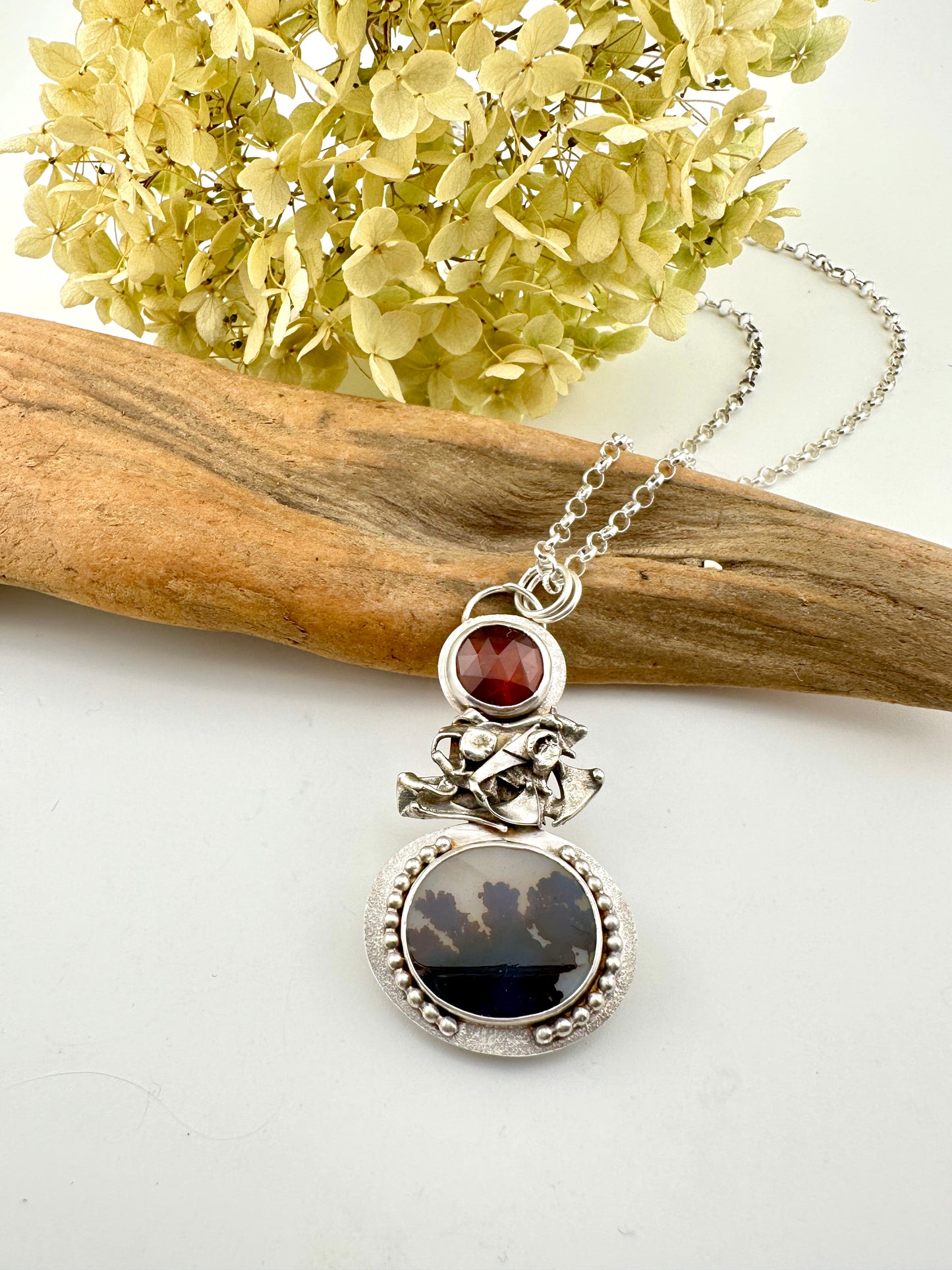 Branch Dendrite Agate Oval Pendant Necklace