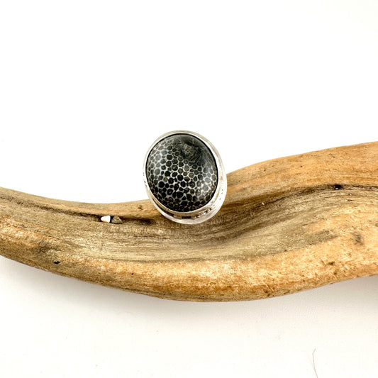 Oval Stingray Fossil Coral Ring Size 10