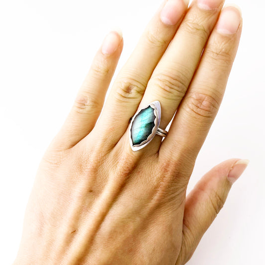 Diamond Labradorite Blue Flash Ring Size 7.75