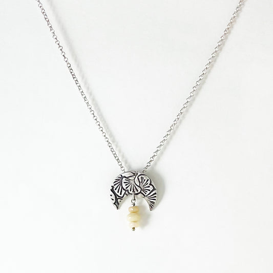 La Luna - Gingko Necklace
