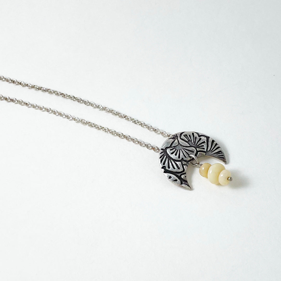 La Luna - Gingko Necklace