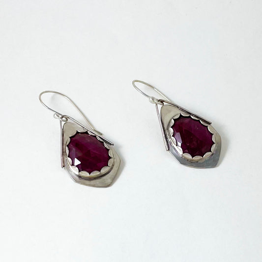 Ruby Rosecut Medium Oval Kite Earrings