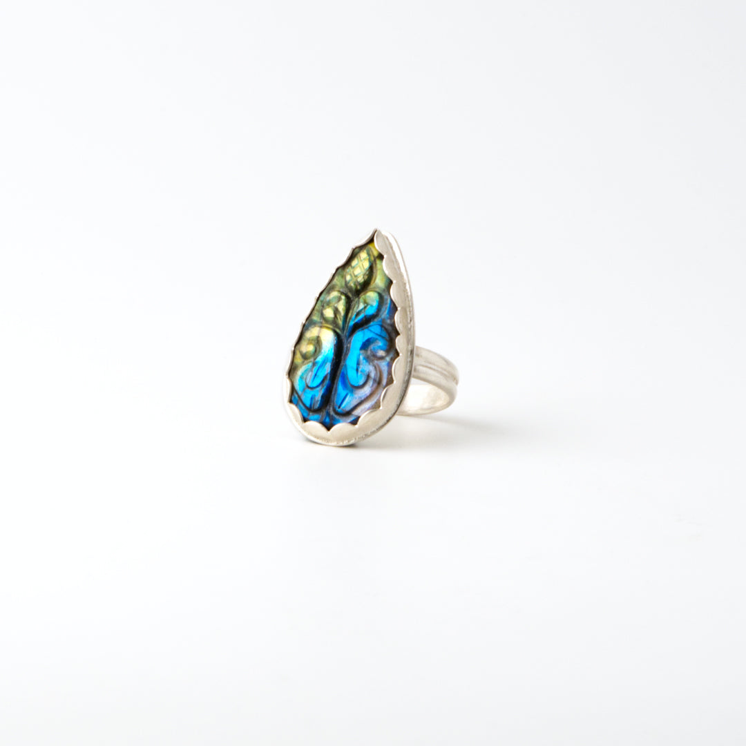 Carved Teardrop Labradorite Ring Size 6.25
