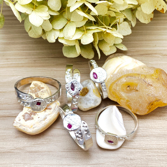 Fern Pattern & Ruby Fixed Size Ring