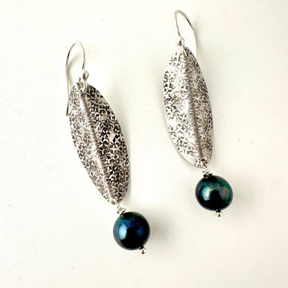 Silk Pattern Selene with Pearl Earrings