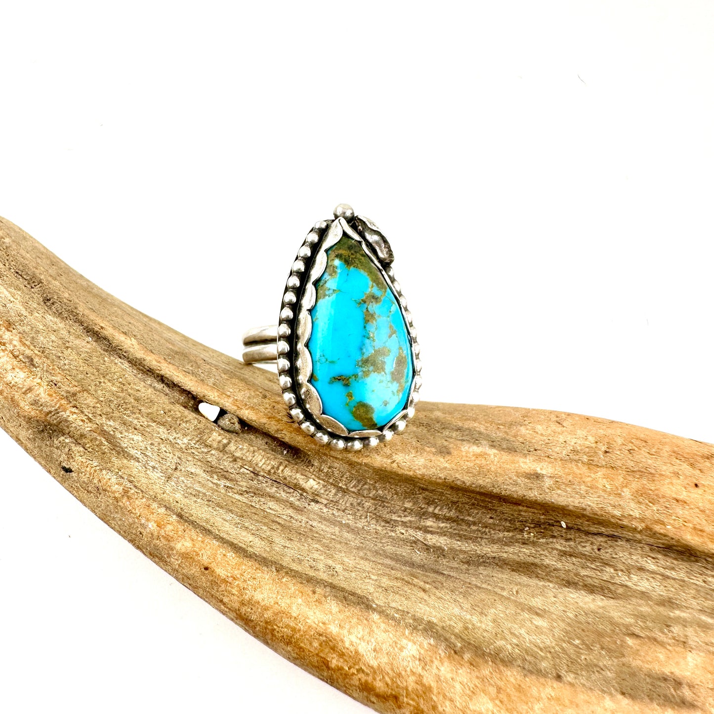 Teardrop Turquoise Beaded Decorative Ring Size 7.5