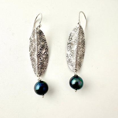 Silk Pattern Selene with Pearl Earrings