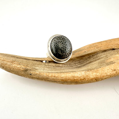 Oval Stingray Fossil Coral Ring Size 10