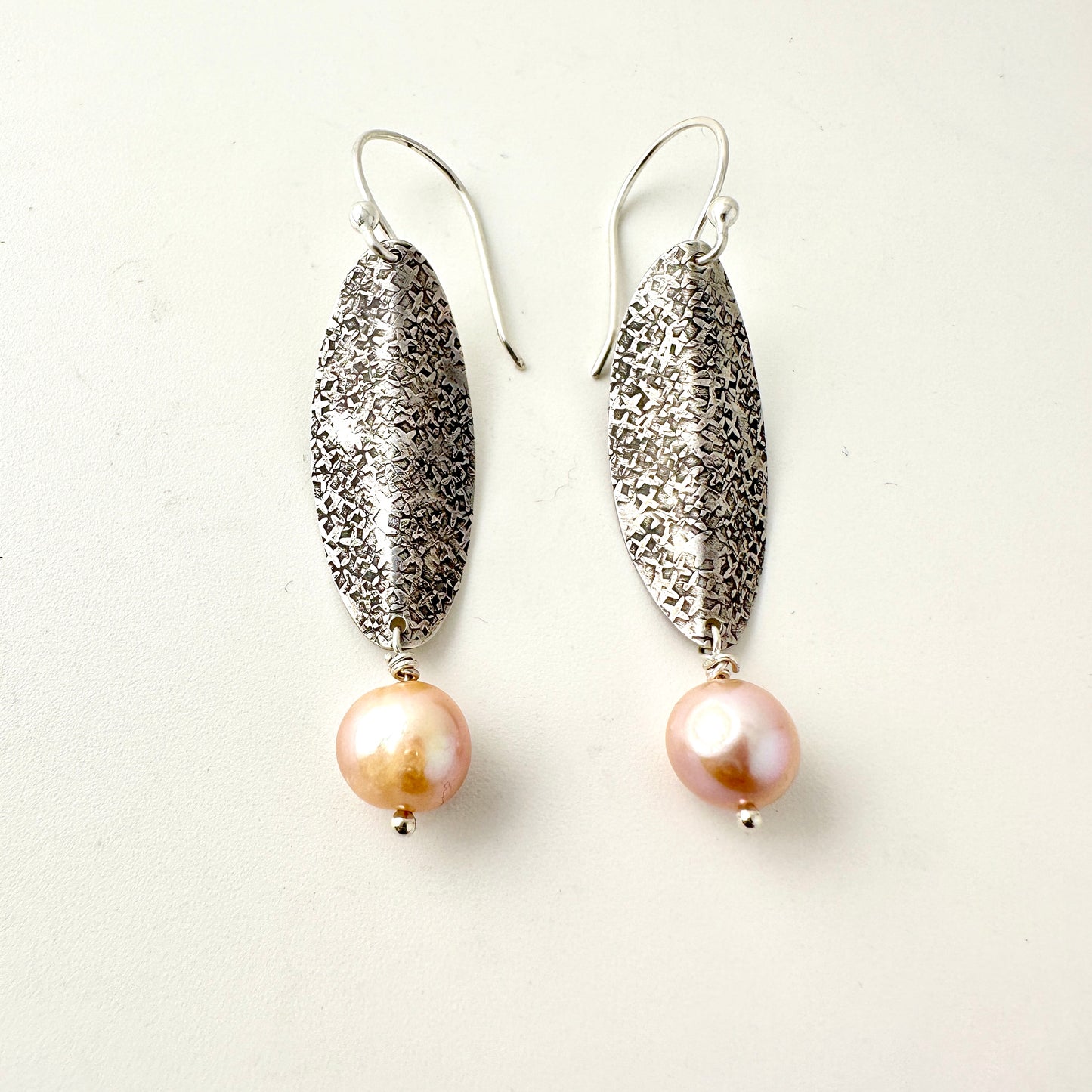 Silk Pattern Selene with Pearl Earrings
