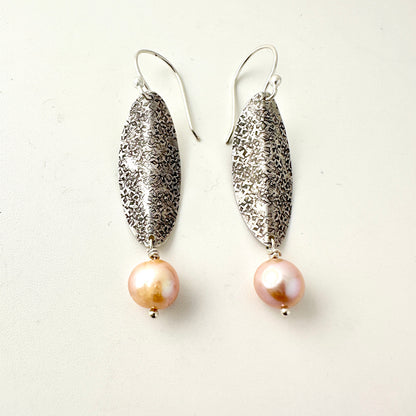 Silk Pattern Selene with Pearl Earrings
