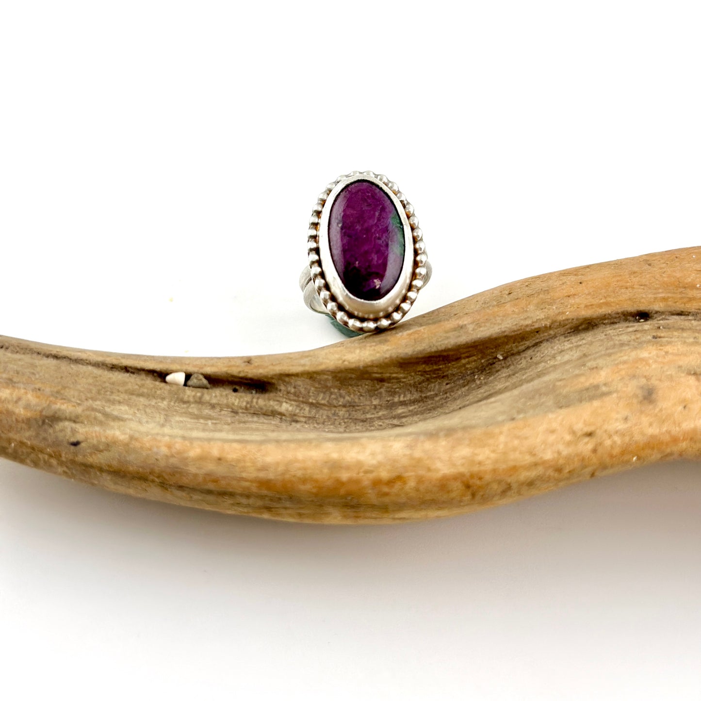 Small Oval Ruby Zoisite with Beaded Collar Ring Size 6