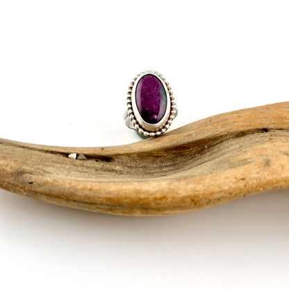 Small Oval Ruby Zoisite with Beaded Collar Ring Size 6