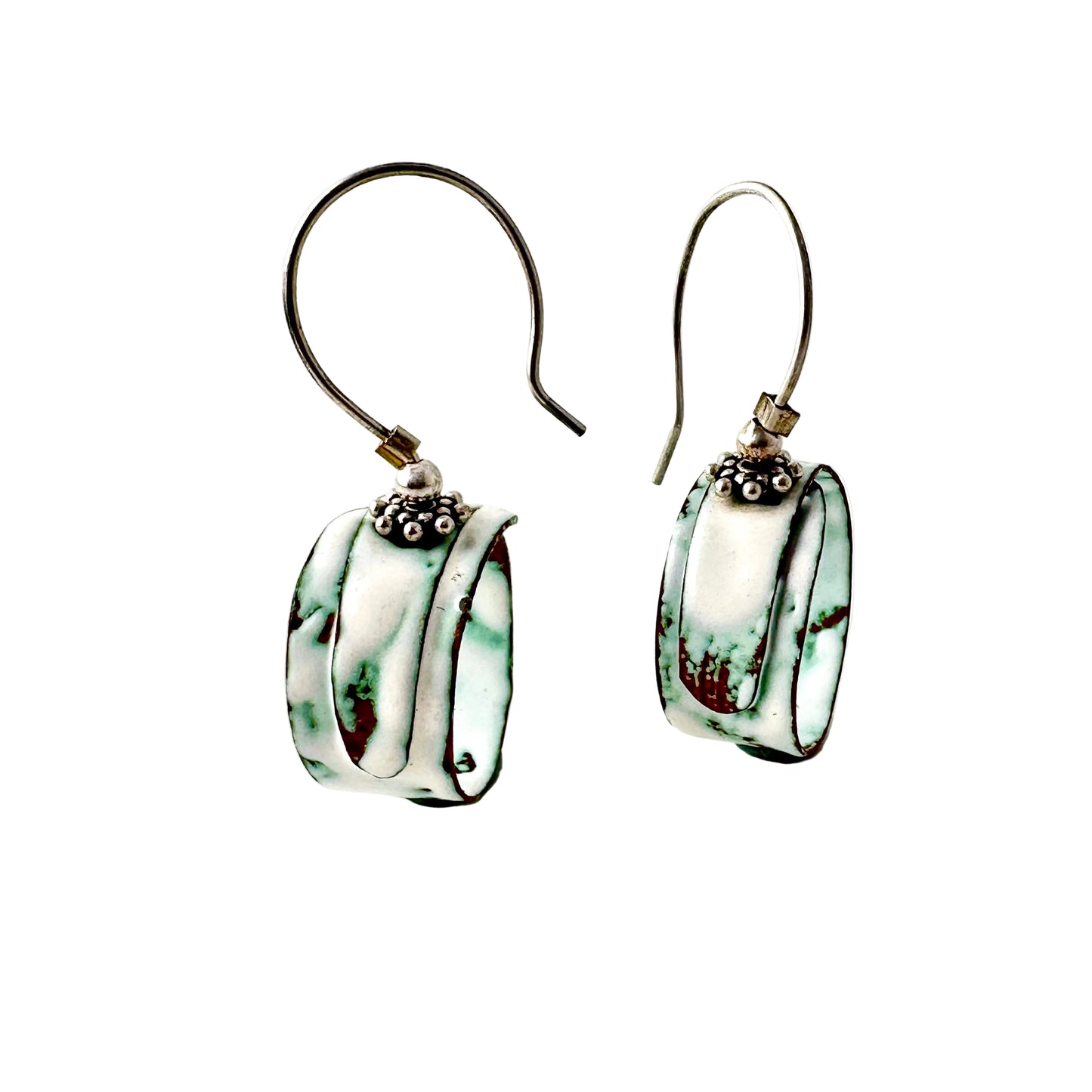 Overlapped Circle Enameled Earrings