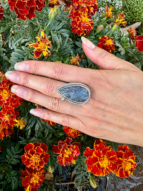 Carved Wheat Teardrop Labradorite Ring Size 10