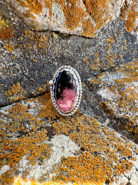 Oval Rhodonite Beaded Ring Size 8.25