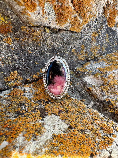 Oval Rhodonite Beaded Ring Size 8.25