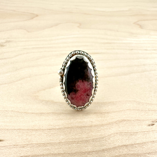 Oval Rhodonite Beaded Ring Size 8.25