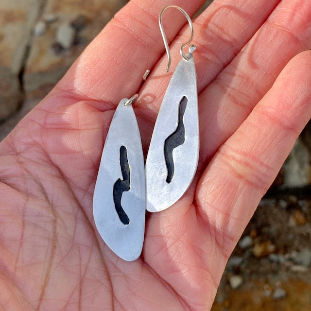 Blue Sapphire Rosecut Long Feather Earrings